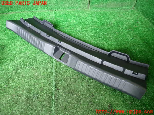 1UPJ-42287772]ヤリス(YARIS) クロス ハイブリッド(MXPJ15)ラゲッジトレイ2 中古_m0001.jpg