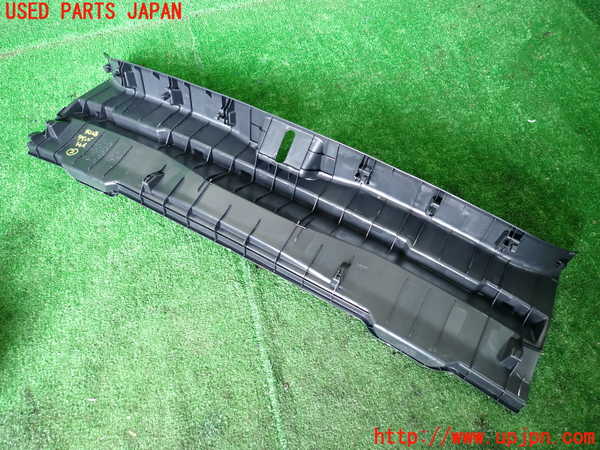 1UPJ-42287772]ヤリス(YARIS) クロス ハイブリッド(MXPJ15)ラゲッジトレイ2 中古_m0002.jpg