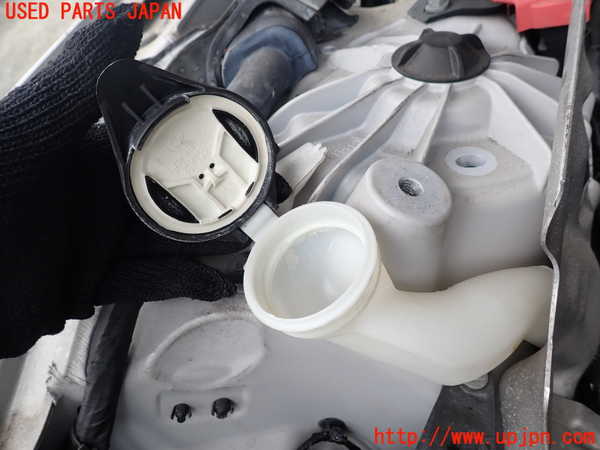 1UPJ-42296791]BMW 523i(XG20 F10)ウォッシャータンク1 中古_m0002.jpg