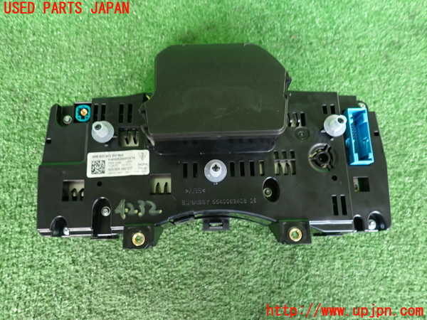 2UPJ-42326170]ポルシェ・マカン ターボ(J1H3)スピードメーター 中古_m0002.jpg