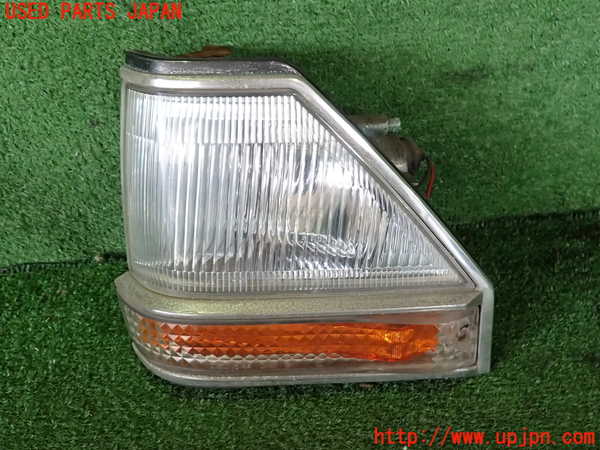 2UPJ-42331152]セドリック(Y30)左コーナーランプ 中古_m0001.jpg