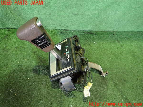 2UPJ-42337555]セドリック(Y30)ATシフトレバー 中古_m0001.jpg