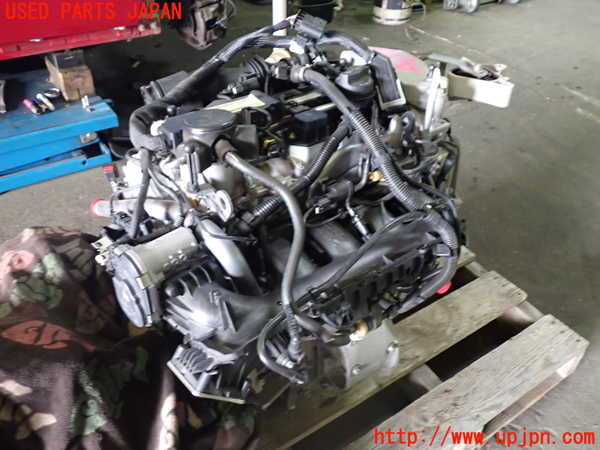 1UPJ-42352010]ベンツ A180(176042)(W176系)エンジン 270 中古_m0002.jpg