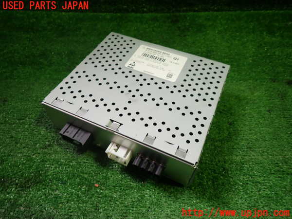 1UPJ-42356660]ベンツ A180(176042)(W176系)TVチューナー 中古_m0001.jpg