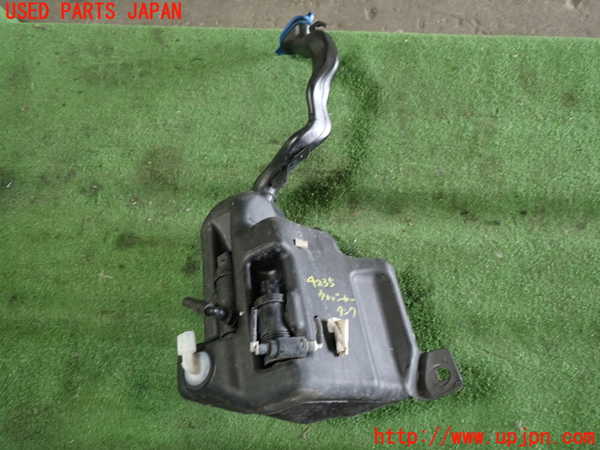 1UPJ-42356791]ベンツ A180(176042)(W176系)ウォッシャータンク1 中古_m0001.jpg