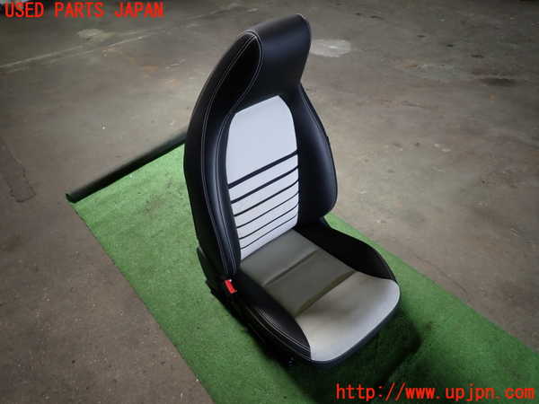 1UPJ-42357065]ベンツ A180(176042)(W176系)助手席シート 中古_m0001.jpg