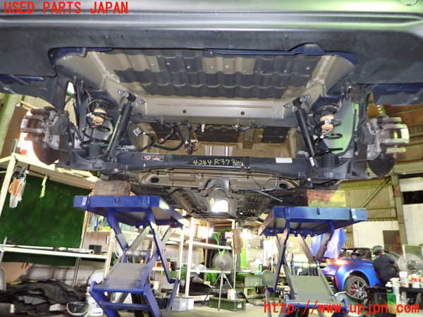 1UPJ-42445380]シトロエン・BERLINGO(ベルランゴ)(K9CYH01)リアアクスルビーム 中古_m0001.jpg