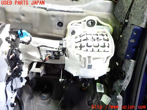 1UPJ-42446081]シトロエン・BERLINGO(ベルランゴ)(K9CYH01)エバポレーター1 中古_m0003.jpg