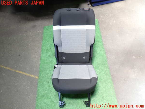 1UPJ-42447125]シトロエン・BERLINGO(ベルランゴ)(K9CYH01)2列目シート 中古_m0005.jpg