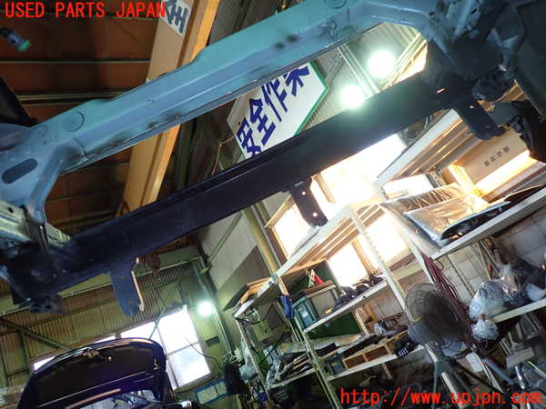 1UPJ-42461614]ルノー・トゥインゴ(AHH4B)リアバンパーホースメント 中古_m0004.jpg