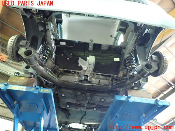 1UPJ-42465380]ルノー・トゥインゴ(AHH4B)リアアクスルビーム 中古_m0003.jpg