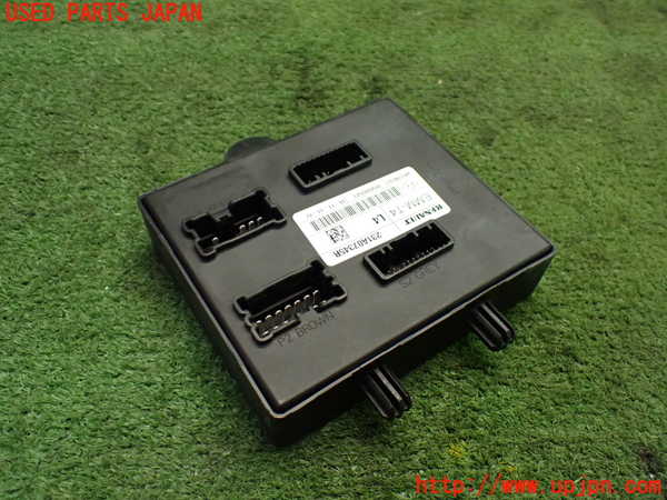 1UPJ-42466146]ルノー・トゥインゴ(AHH4B)コンピューター1 中古_m0001.jpg