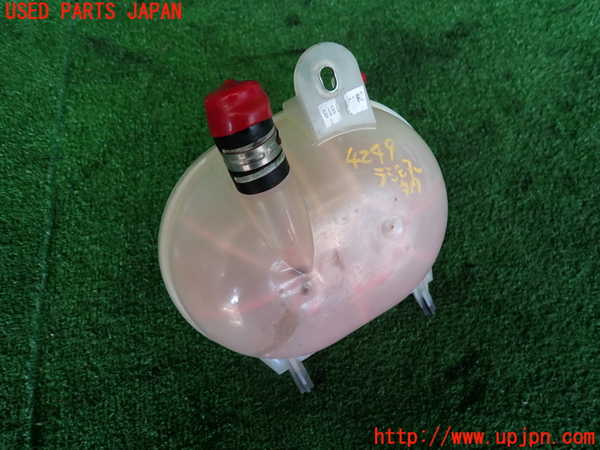2UPJ-42492410]アバルト・595(31214T)ラジエータータンク 中古_m0002.jpg