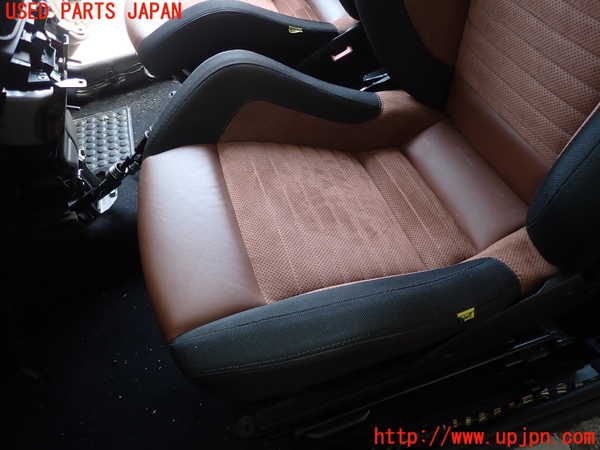 2UPJ-42497065]アバルト・595(31214T)助手席シート 中古_m0003.jpg