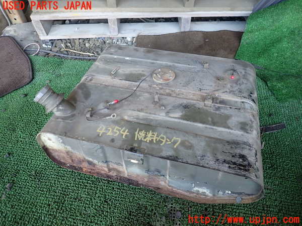 1UPJ-42542500]三菱ジープ(J58)燃料タンク 中古_m0001.jpg