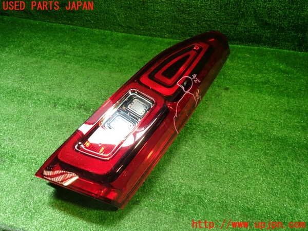 1UPJ-42581530]シトロエン・BERLINGO(ベルランゴ)(K9CYH01L)右テールランプ 中古_m0001.jpg