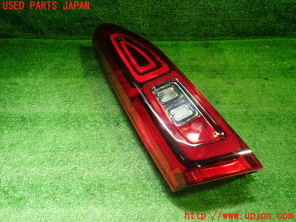 1UPJ-42581536]シトロエン・BERLINGO(ベルランゴ)(K9CYH01L)左テールランプ 中古_m0001.jpg