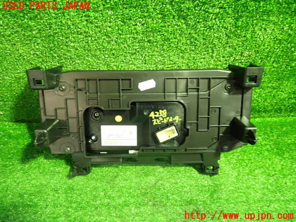 1UPJ-42586170]シトロエン・BERLINGO(ベルランゴ)(K9CYH01L)スピードメーター 中古_m0003.jpg