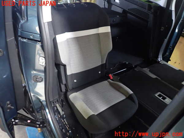 1UPJ-42587145]シトロエン・BERLINGO(ベルランゴ)(K9CYH01L)右2列目シート 中古_m0001.jpg