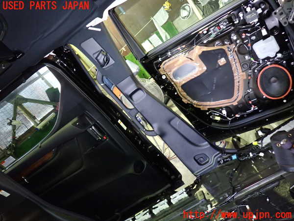 1UPJ-42597670]アルファードハイブリッド(AYH30W)左センターピラートリム 中古_m0001.jpg