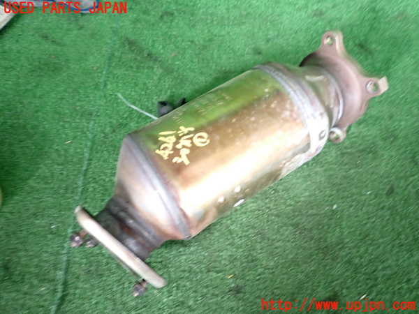 2UPJ-42612661]アウディ・A5 スポーツバック(F5CVKL)触媒1 中古_m0001.jpg