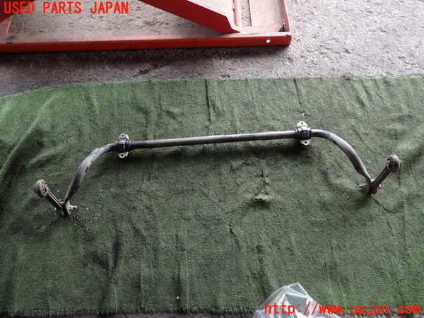 2UPJ-42615440]アウディ・A5 スポーツバック(F5CVKL)フロントスタビライザー 中古_m0001.jpg