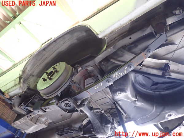 2UPJ-42635105]セドリック ワゴン(WY30)左リアスプリング 中古_m0001.jpg