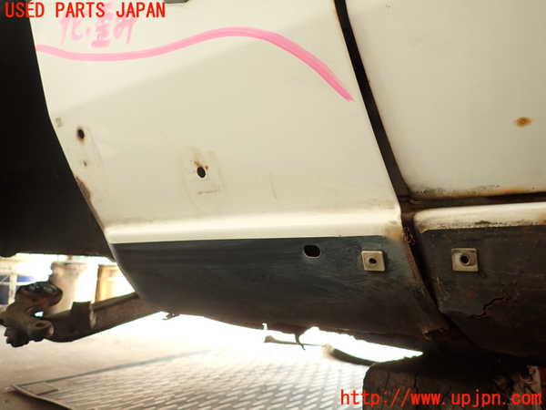 2UPJ-42641082]スカイライン(DR30)左前フェンダー 中古_m0003.jpg