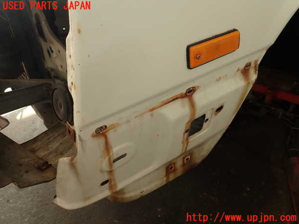 2UPJ-42641082]スカイライン(DR30)左前フェンダー 中古_m0005.jpg