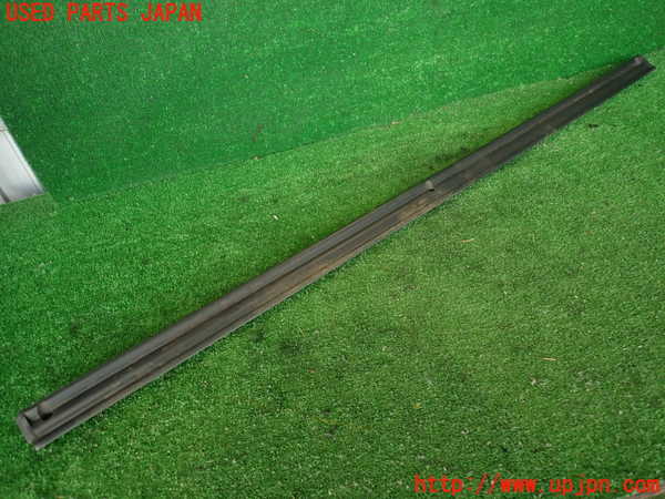 2UPJ-42641390]スカイライン(DR30)右サイドステップ 中古_m0001.jpg