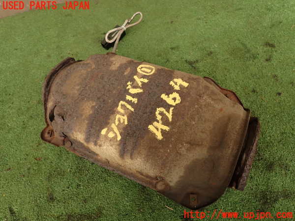 2UPJ-42642661]スカイライン(DR30)触媒1 (ジャンク品) 中古_m0001.jpg