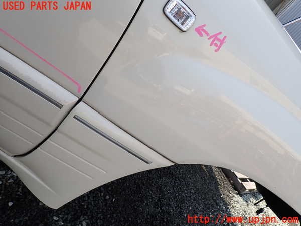 1UPJ-42691080]ランクル100系(UZJ100W)右前フェンダー 中古_m0002.jpg