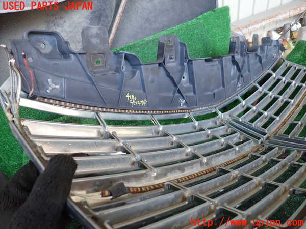 1UPJ-42701050]リンカーン・ナビゲーター(不明)ラジエターグリル 中古_m0004.jpg