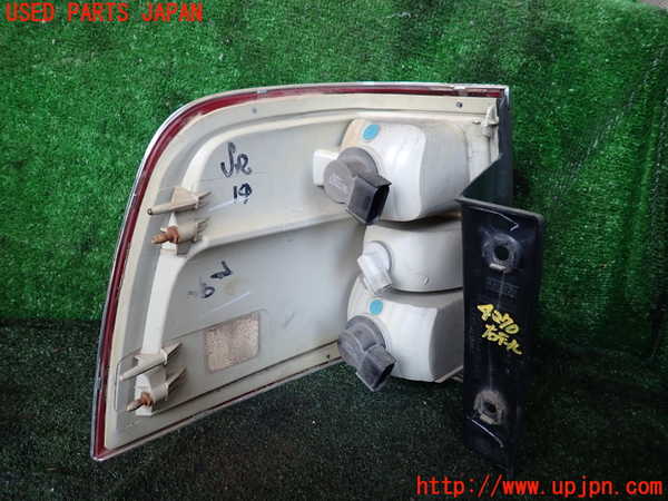 1UPJ-42701530]リンカーン・ナビゲーター(不明)右テールランプ 中古_m0002.jpg