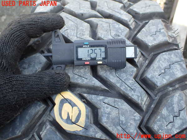 1UPJ-42709052]リンカーン・ナビゲーター(不明)タイヤ　ホイール　1本② LT275/55R 中古_m0004.jpg