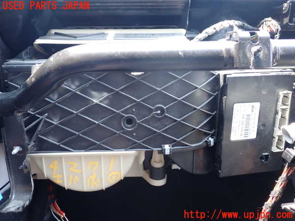1UPJ-42716081]ベンツ S350(221057)W221 エバポレーター1 中古_m0003.jpg