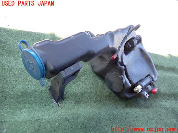 2UPJ-42756791]ベンツ CLS350(218359)ウォッシャータンク1 中古_m0002.jpg