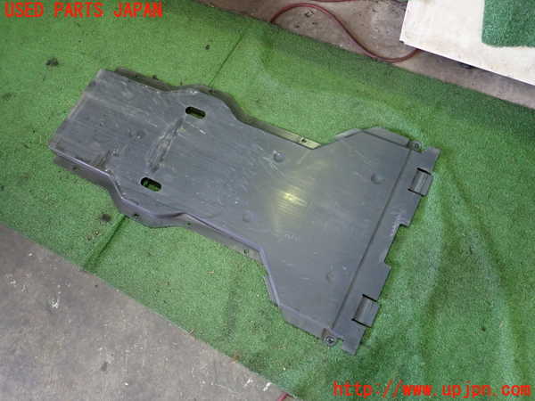 2UPJ-42781721]ポルシェ・ボクスター(98725)アンダーカバー1 中古_m0002.jpg