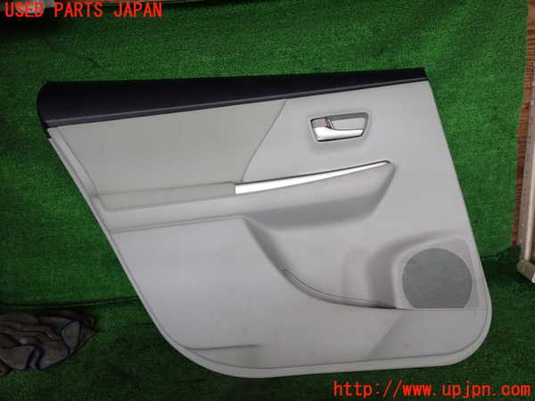 2UPJ-42821324]プリウスα(ZVW40W)左後ドア内張り 中古_m0001.jpg