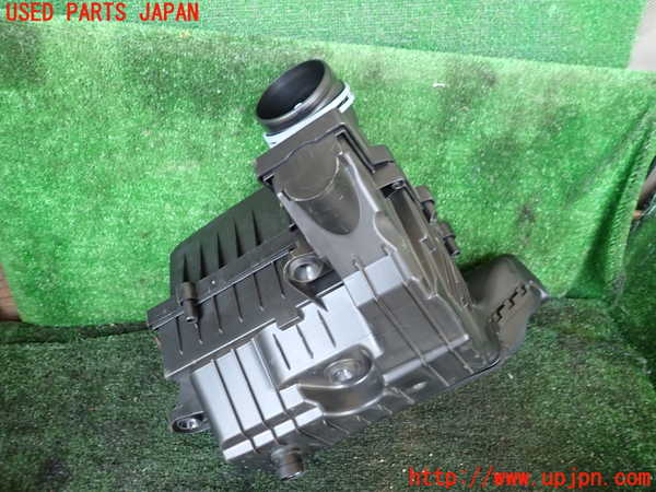 1UPJ-42852560]アウディ・TT クーペ(FVDKTF)エアクリーナーボックス 中古_m0002.jpg