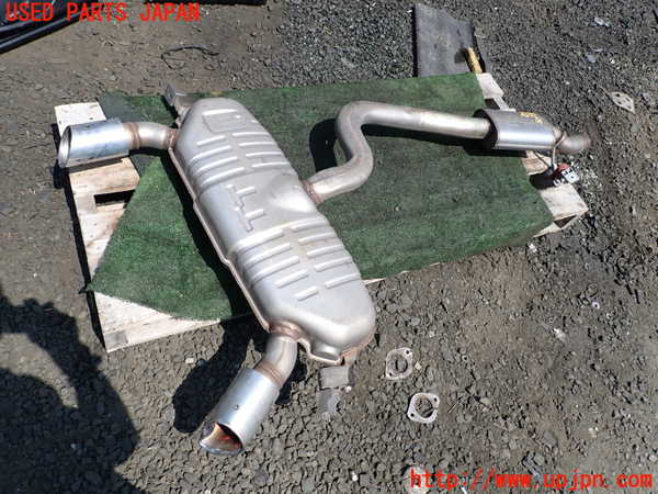 1UPJ-42852671]アウディ・TT クーペ(FVDKTF)リアマフラー1 中古　【ジャンク品】_m0001.jpg