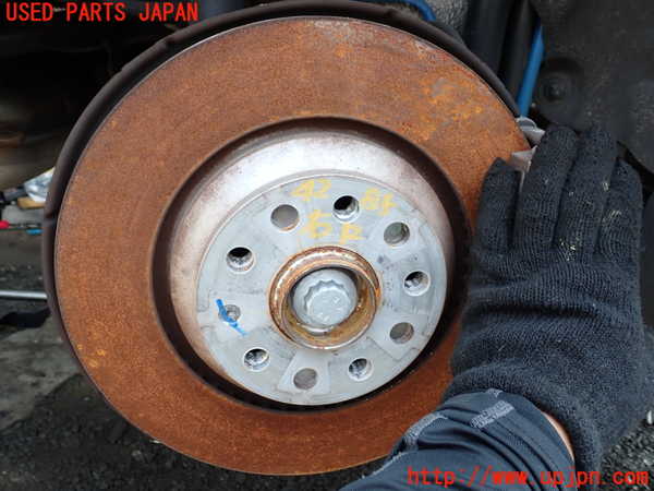 1UPJ-42854300]アウディ・TT クーペ(FVDKTF)右リアナックルハブ 中古_m0001.jpg