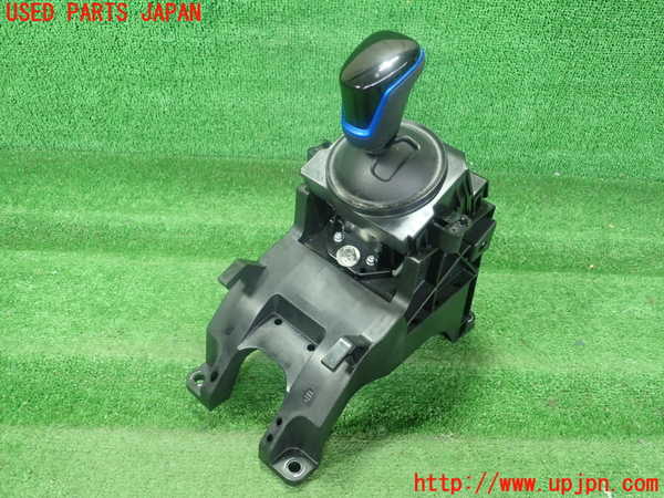 1UPJ-42867555]キックス(P15)ATシフトレバー 中古_m0002.jpg
