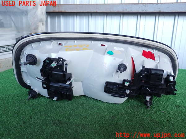 2UPJ-42871530]BMW ミニ(MINI)ジョンクーパーワークス(JCW) クラブマン(LVJCW)右テールランプ 中古_m0002.jpg