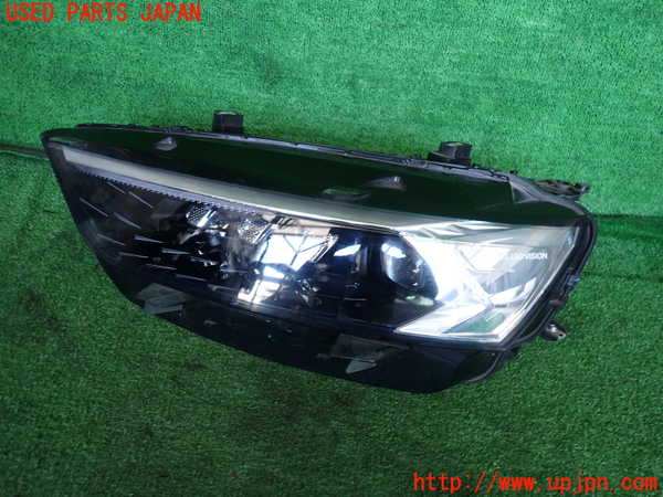 2UPJ-42881132]DSオートモビルズ ・DS 7(DS7 クロスバック)(X74AH01)左ヘッドライト LED 中古_m0001.jpg