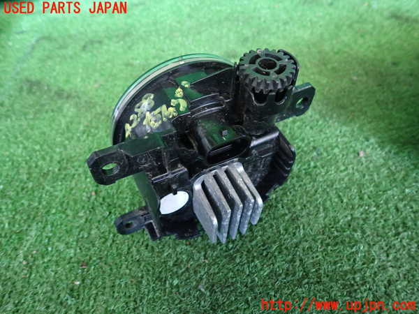 2UPJ-42881180]DSオートモビルズ ・DS 7(DS7 クロスバック)(X74AH01)右フォグ 中古_m0002.jpg