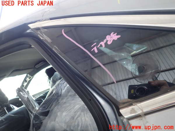 2UPJ-42881382]DSオートモビルズ ・DS 7(DS7 クロスバック)(X74AH01)左クォーターガラス 中古(FUYAO 43R000186)_m0002.jpg