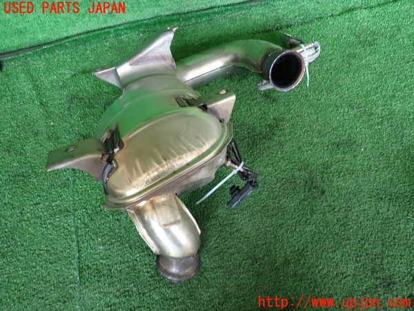 2UPJ-42882661]DSオートモビルズ ・DS 7(DS7 クロスバック)(X74AH01)触媒1 中古_m0002.jpg