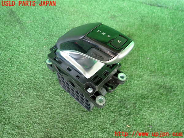 2UPJ-42887555]DSオートモビルズ ・DS 7(DS7 クロスバック)(X74AH01)ATシフトレバー 中古_m0002.jpg