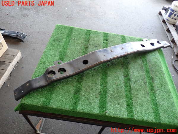 2UPJ-42891014]ジープ・グランドチェロキー(WK57A)フロントバンパーホースメント 中古_m0001.jpg